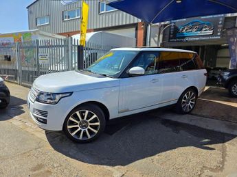 Land Rover Range Rover 5.0 V8 Autobiography Auto 4WD Euro 6 (s/s) 5dr