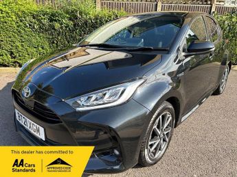 Toyota Yaris 1.5 VVT-h Design E-CVT Euro 6 (s/s) 5dr
