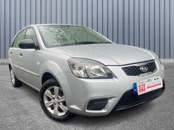 Kia Rio 1.5 CRDi 1 5dr