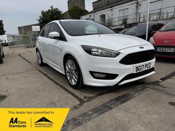 Ford Focus 1.0T EcoBoost ST-Line Euro 6 (s/s) 5dr
