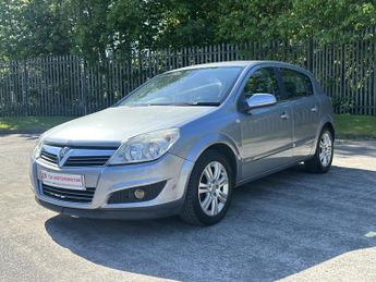 Vauxhall Astra 1.8 DESIGN 5DR Automatic
