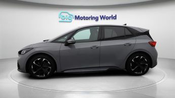 CUPRA Born V2