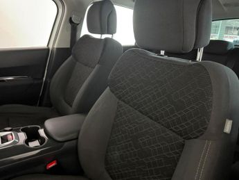 PEUGEOT 3008 1.6 HDi Active Euro 5 5dr