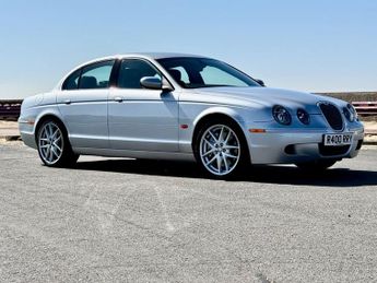 Jaguar S-Type 4.2 V8 R Saloon 4dr Petrol Automatic (314 g/km, 400 bhp)