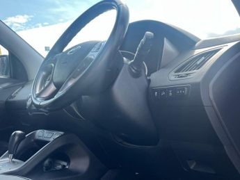 HYUNDAI IX35 2.0 CRDi Premium SUV 5dr Diesel Auto 4WD Euro 5 (134 bhp)