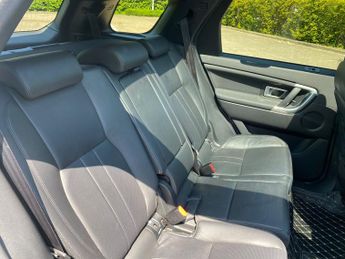 Land Rover Discovery Sport TD4 LANDMARK 5-Door