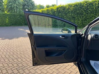 SEAT Leon CUPRA FR TFSI DSG 5-Door