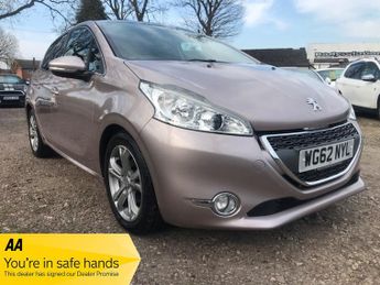 Peugeot 208 E-HDI ALLURE