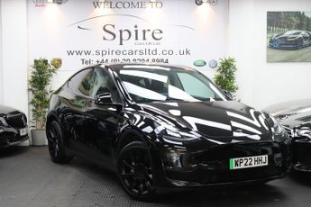 Tesla Model Y LONG RANGE AWD